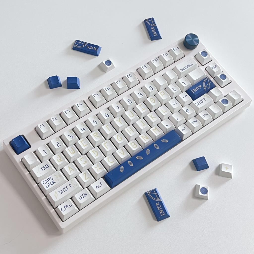 Gaming Keyboard Blue Switches - 132 клавиши, колпачки для клавиш Constellation