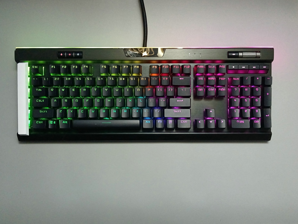 Прозрачный колпачок Corsair PB – обзор и цена Gaming Keyboard Corsair