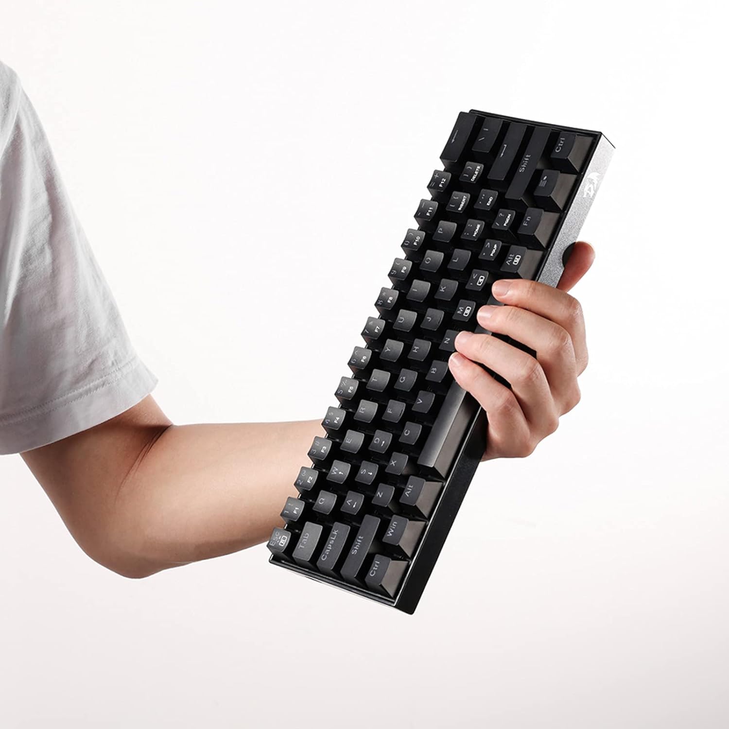 Redragon K630 Dragonborn, 60%  – обзор и цена Gaming Keyboard Blue Switches